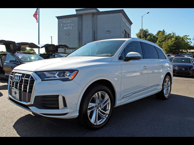 2021 Audi Q7 Premium Plus