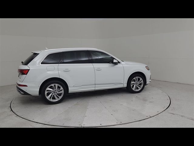 2021 Audi Q7 Premium Plus