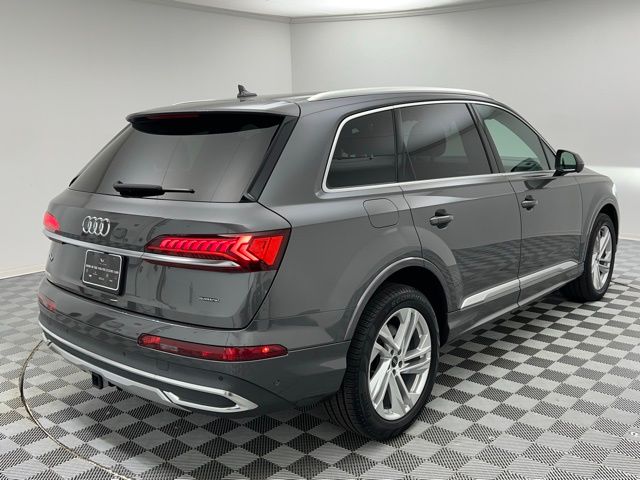 2021 Audi Q7 Premium Plus