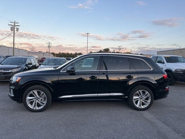 2021 Audi Q7 Premium Plus