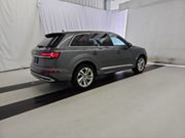 2021 Audi Q7 Premium Plus