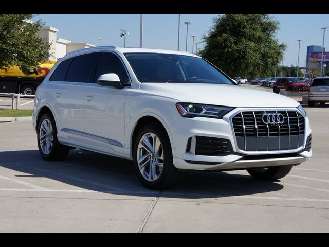 2021 Audi Q7 Premium Plus