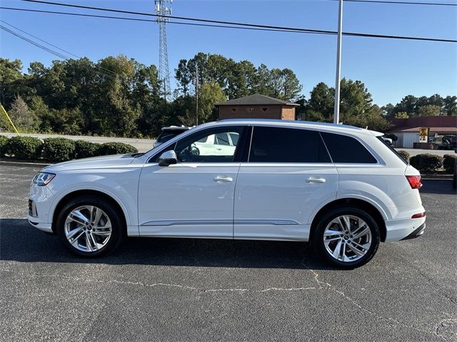 2021 Audi Q7 Premium Plus