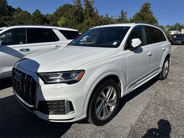 2021 Audi Q7 Premium Plus