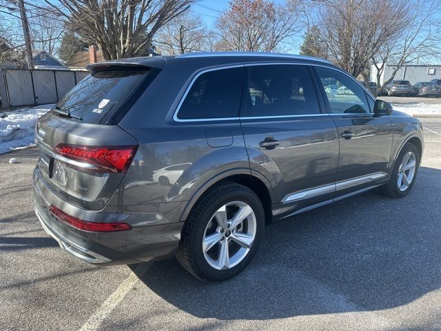 2021 Audi Q7 Premium Plus