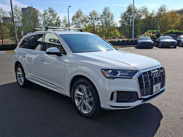 2021 Audi Q7 Premium Plus