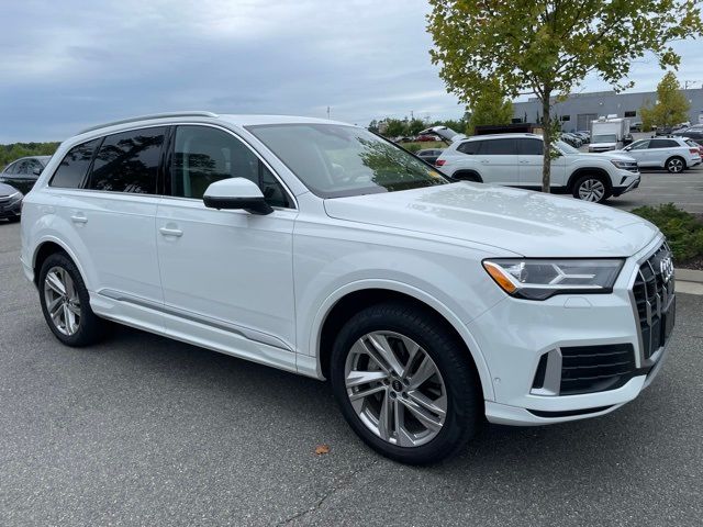 2021 Audi Q7 Premium Plus