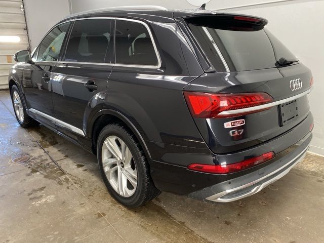 2021 Audi Q7 Premium Plus