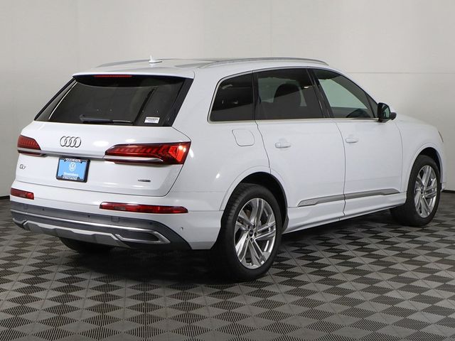 2021 Audi Q7 Premium Plus