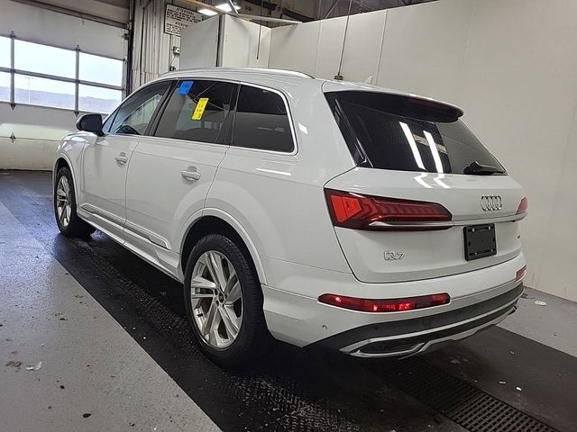 2021 Audi Q7 Premium Plus