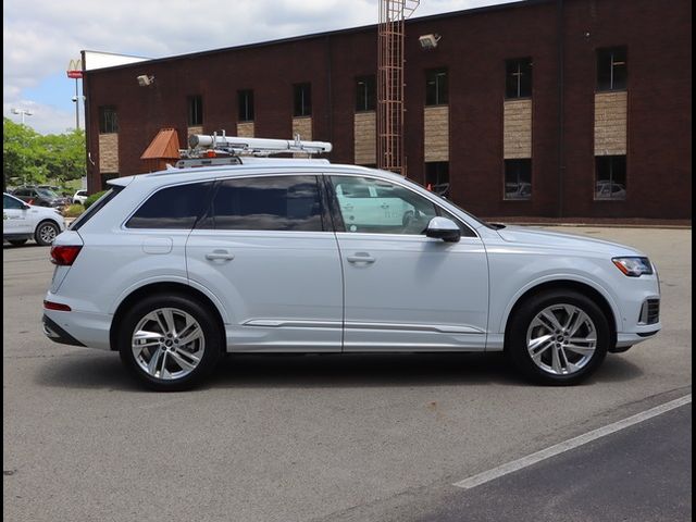 2021 Audi Q7 Premium Plus