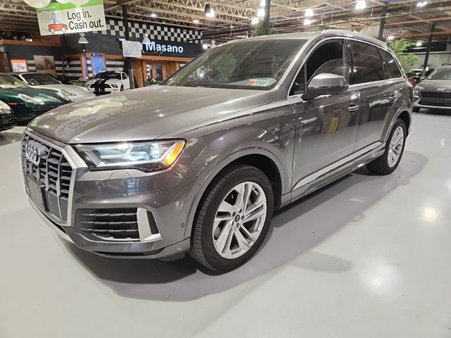 2021 Audi Q7 Premium Plus