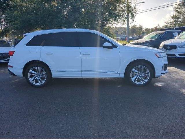 2021 Audi Q7 Premium Plus