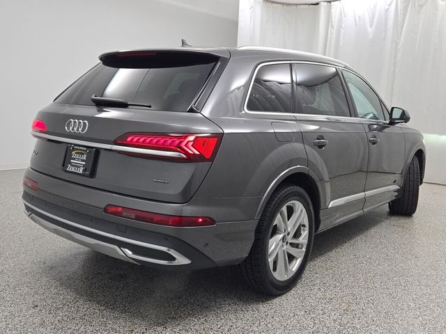 2021 Audi Q7 Premium Plus