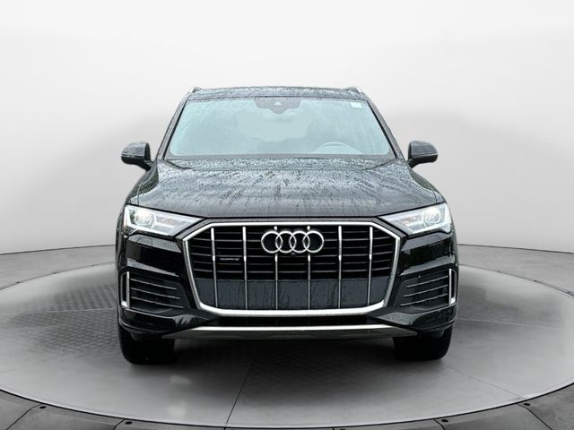 2021 Audi Q7 Premium Plus