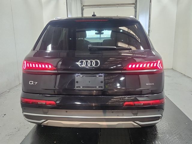 2021 Audi Q7 Premium Plus