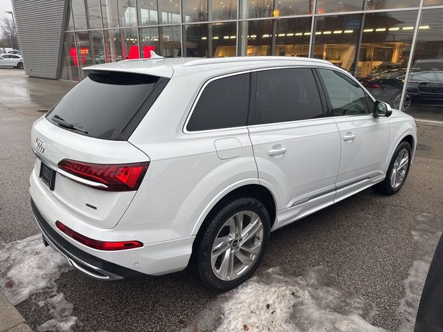 2021 Audi Q7 Premium Plus