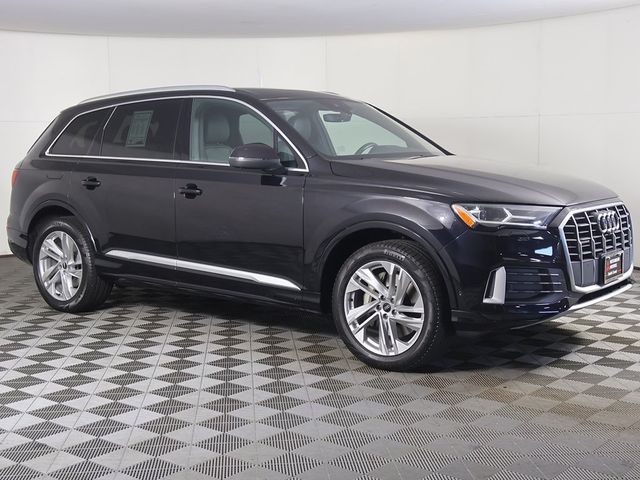 2021 Audi Q7 Premium Plus