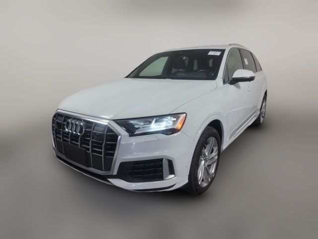 2021 Audi Q7 Premium Plus