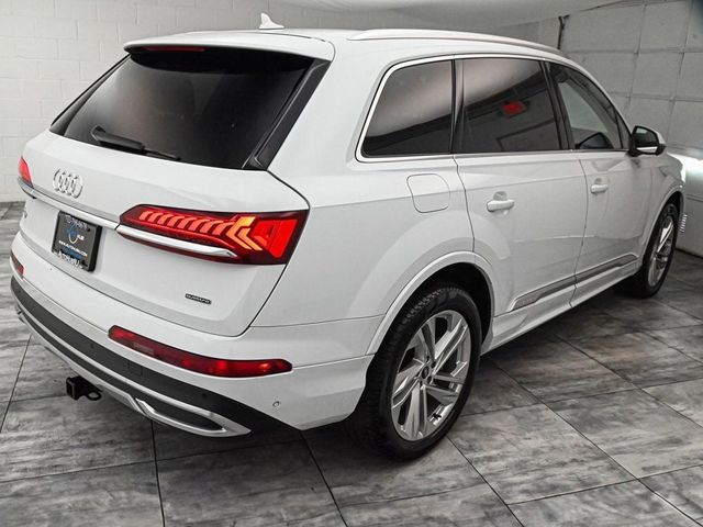 2021 Audi Q7 Premium Plus