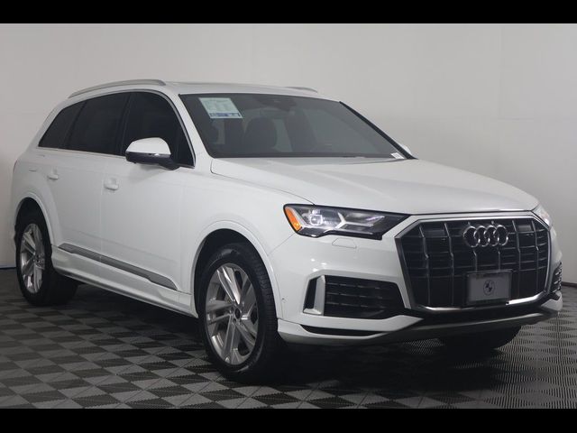 2021 Audi Q7 Premium Plus