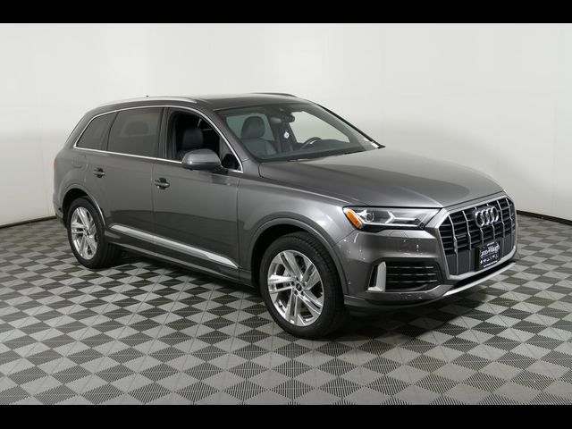 2021 Audi Q7 Premium Plus