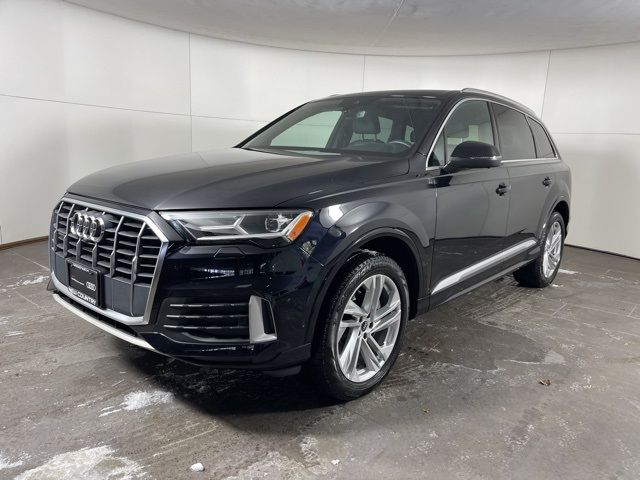 2021 Audi Q7 Premium Plus