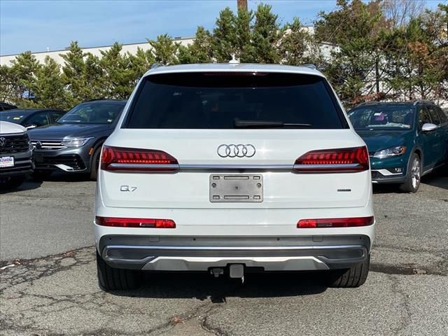 2021 Audi Q7 Premium Plus