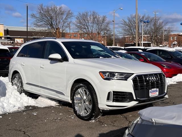 2021 Audi Q7 Premium Plus