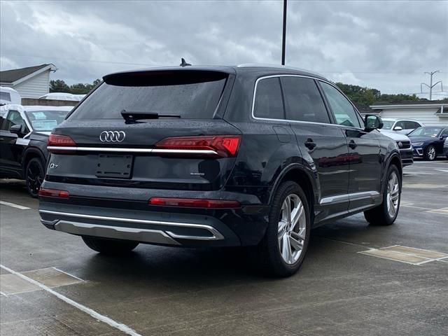 2021 Audi Q7 Premium Plus