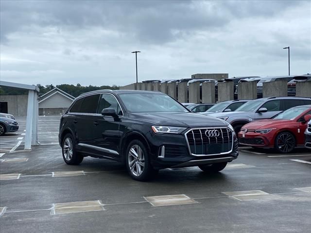 2021 Audi Q7 Premium Plus