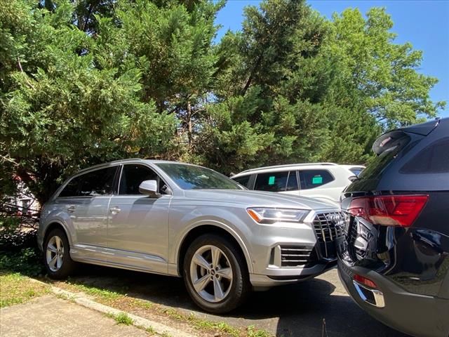 2021 Audi Q7 Premium