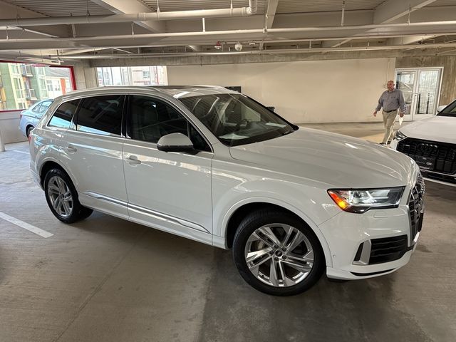 2021 Audi Q7 Premium