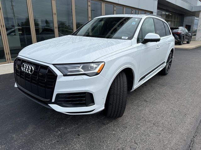 2021 Audi Q7 Premium Plus