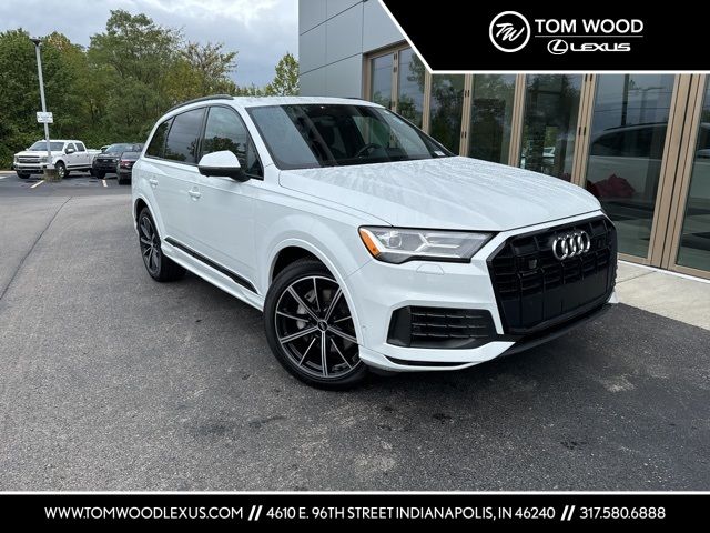 2021 Audi Q7 Premium Plus