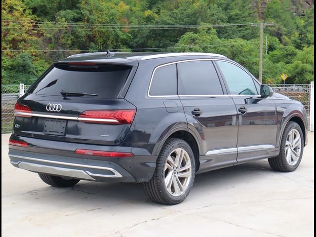 2021 Audi Q7 Premium Plus