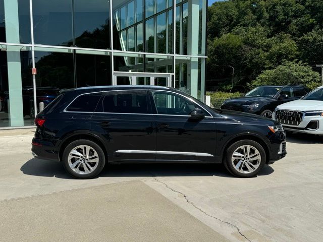 2021 Audi Q7 Premium Plus