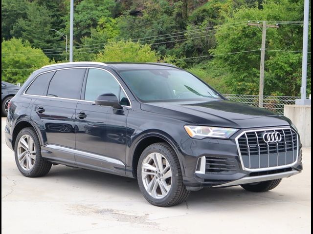 2021 Audi Q7 Premium Plus