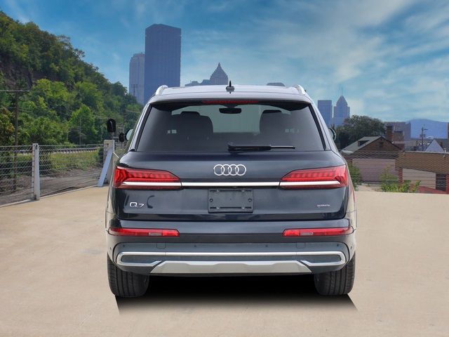 2021 Audi Q7 Premium Plus