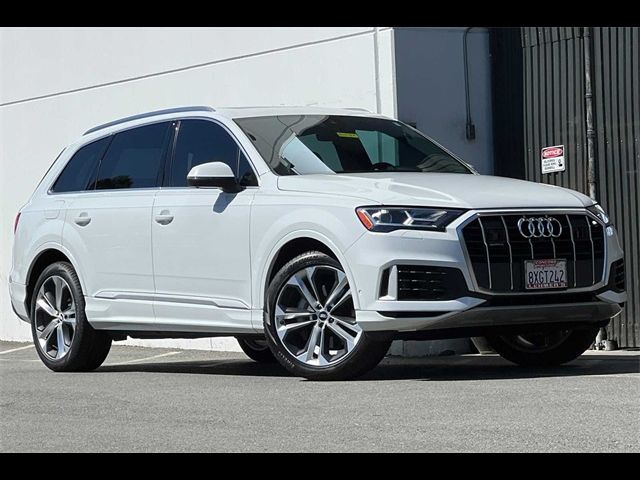 2021 Audi Q7 Premium Plus