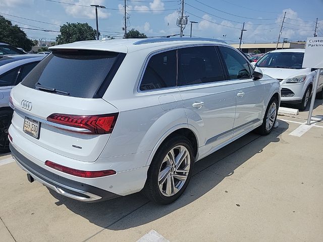 2021 Audi Q7 Premium Plus