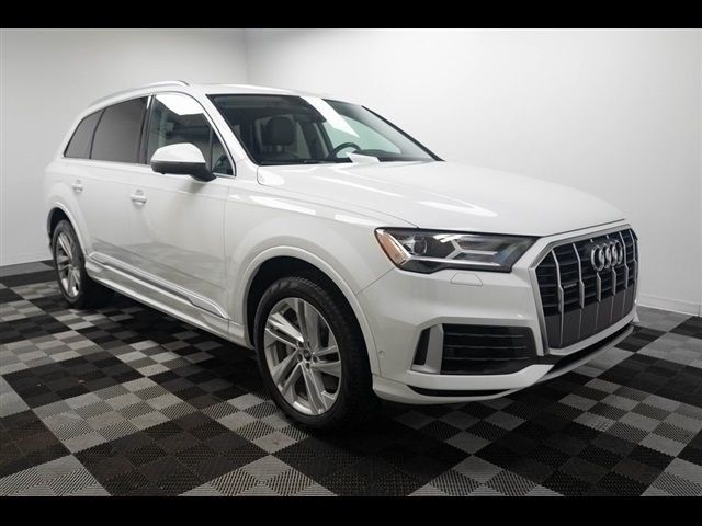 2021 Audi Q7 Premium Plus