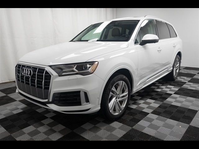 2021 Audi Q7 Premium Plus