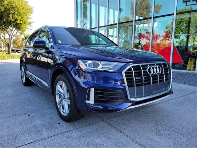 2021 Audi Q7 Premium Plus