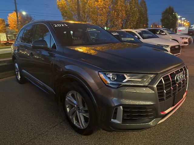 2021 Audi Q7 Premium Plus