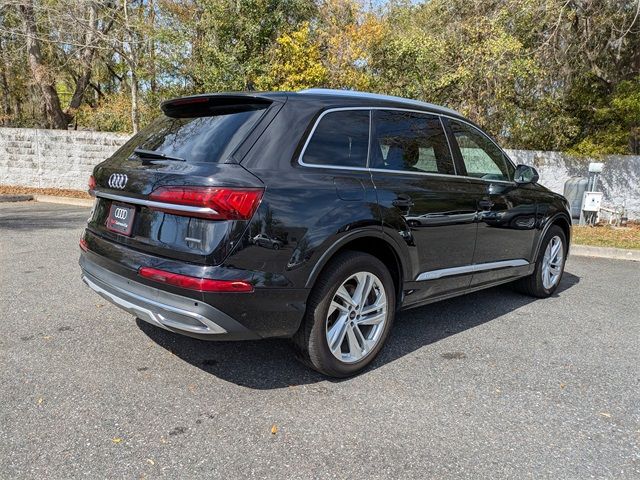 2021 Audi Q7 Premium Plus