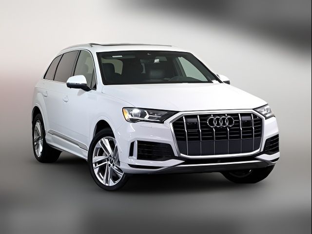 2021 Audi Q7 Premium Plus