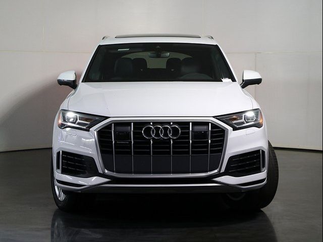 2021 Audi Q7 Premium Plus