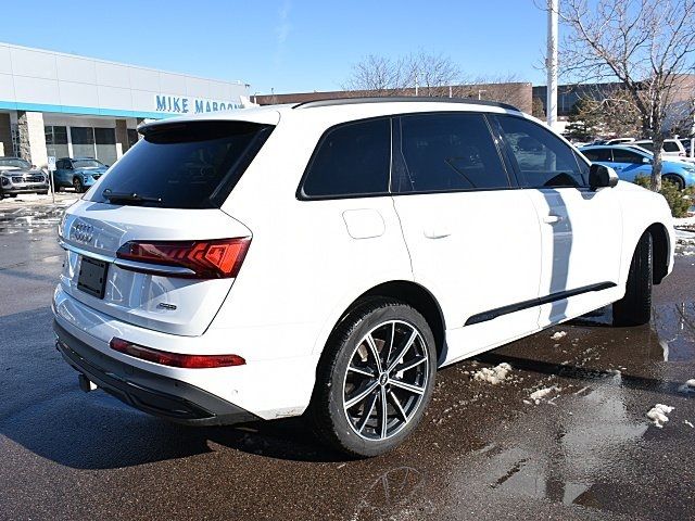 2021 Audi Q7 Premium Plus