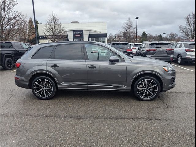 2021 Audi Q7 Premium Plus